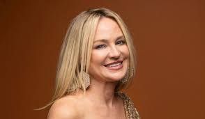 Sharon Story's Instagram, Twitter & Facebook