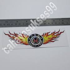 Kereta api uap adalah kereta api yang sistem kerjanya menggunakan tekanan dari uap yang di buat dalam sebuah tanki uap, yang di panaskan dengan menggunakan kayu bakar, batu bara ataupun arang. 30 Ide Stiker Motor Api