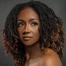 Charmaine Sanchez (charmainelashae)