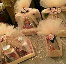 Best 25 Trousseau Packing Ideas Wedding Gift Hampers Wedding Gifts Packaging Creative Wedding Gifts