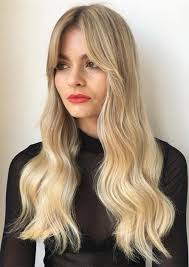 If there are too many lengths everywhere, it hides the face. 20 Mesmerizing Short And Long Blonde Hair With Bangs Sheideas