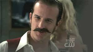 @maisie_writes's video Tweet