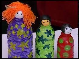 Satukan botol dengan sendok agar terlihat indah menggunakan lem. Membuat Boneka Dari Botol Kreatif Anak Indonesia Youtube