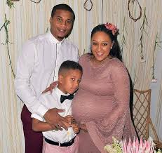 Baby Shower Dress Ideas For Black Women Cory Tia Hardrict With Their Son Cree At Tia Baby Shower Family Beverly Hollywood