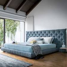 Eine vordachstruktur, eine kombination aus eisen und gepolsterten teilen und ein fantasievolles kopfteil sind nur einige der merkmale der bettkollektion von diotti.com Doppelbetten Einzelbetten King Size Betten Klassische Betten Moderne Betten Diotti Com