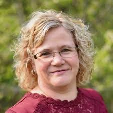 Theresa Clemmer's Instagram, Twitter & Facebook