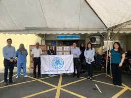 Sebanyak 49 pasukan petugas daripada pejabat kesihatan daerah (pkd), telah digerakkan ke pusat pemindahan sementara (pps) untuk memberi perkhidmatan pemeriksaan kesihatan dan rawatan. Covid 19 Master Builders Association Malaysia
