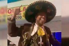 El cantante colombiano junior jein fue asesinado la madrugada de este lunes en las afueras de una discoteca ubicada al sur de la ciudad de cali. 2pigw4iovl1jtm