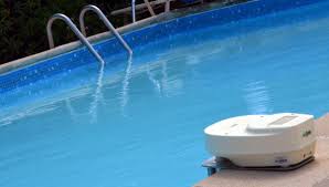 Un Enfant Dans Un Etat Grave Apres Une Chute Dans Une Piscine A Servian