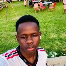 Altay Bayindir.. 🧤