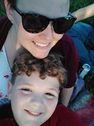 wholesome moment with kids at the head and the heart event