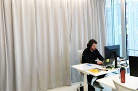Raumabtrennung vorhang erfahrung die hochwertigsten raumabtrennung vorhänge ausführlich verglichen! Vorteile Schallschutzvorhang Buro Office Rabenring Com