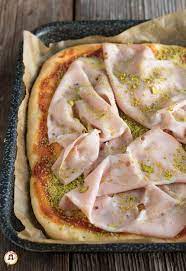 Pizza i pasta to domowa atmosfera, fantastyczna włoska pizza i pyszne makarony. Pizza Con Pasta Di Riporto Impasto Con Lievito Di Birra Fatto In Casa