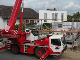 Cu etaj, cu mansarda, poate chiar cu beci. Case Din Panouri Prefabricate Rombadconstruct