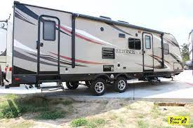 New 2016 Wilderness 2850bh Bunks Sleeps 8 31ft Electric Awning Outdoor Speakers New Travel Trailers Trailer Awning Travel Trailer