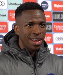 Βινίσιους Ζούνιορ