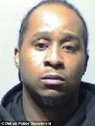 Father attacks his 3-year-old daughter Jamila Smith's murderer in Detroit  court