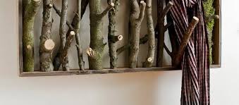Mobili, complementi, oggetti decor, sono davvero tante le idee fai da te per rendere unica e personale ogni stanza della casa, e pensate per tutte le tasche! Fai Da Te Casa Idee Per Arredare Casa Giardino Con Legno E Riciclo