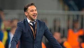 بدأنا الدوري والنصر يلعب مبارياته على ملعب الأمير فيصل بن فهد بالملز، حذرنا من الأرضية. ÙÙŠØªÙˆØ± Ø¨ÙŠØ±ÙŠØ±Ø§ Ù…Ø·Ù„Ø¨ Ù†ØµØ±Ø§ÙˆÙŠ ØµØ­ÙŠÙØ© Ø§Ù„Ù…ÙˆØ§Ø·Ù† Ø§Ù„Ø¥Ù„ÙƒØªØ±ÙˆÙ†ÙŠØ©