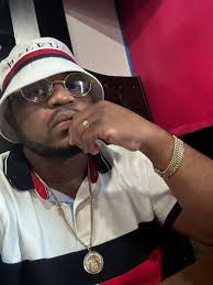 It is with deep sadness that we share the news of the passing of one of our  precious freshmen students, Tyrae Campbell. Our hearts are heavy as we  mourn the loss of