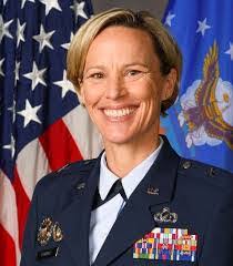 Ursula Lincoln's Instagram, Twitter & Facebook