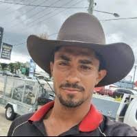 Aaron Sisco's Instagram, Twitter & Facebook