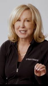 Lori Dowd's Instagram, Twitter & Facebook