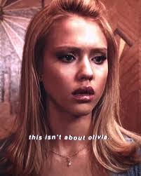 Sylvie Cameron's Instagram, Twitter & Facebook