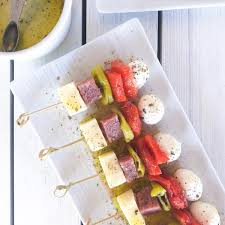 We serve freshly made hot and cold sandwiches, salads, wraps, and soups. Pin On Appealing Appetizers