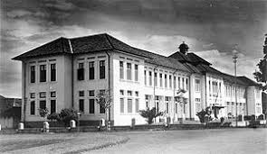 Utk tk (anakku baru masuk tk sih :):) baru aja azqa masuk tk seruni (kartika) di kpad. Sma Negeri 5 Bandung Wikipedia Bahasa Indonesia Ensiklopedia Bebas