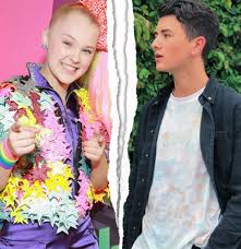 Alles Aus Tiktok Star Jojo Siwa Und Mark Sind Getrennt Promiflash De