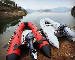2 Stroke T15 And T20 Lying On The Lake Quietly After Lasting Working More Than 6 Hours Outboard Motors Outboard Motors For Sale Outboard
