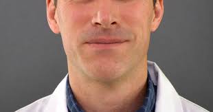 Aaron Brillhart's Instagram, Twitter & Facebook