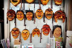 Korean masks have a long tradition with the use in a variety of contexts. Korean Traditional Theater And Its Masks The Alessandro Niccolai Website