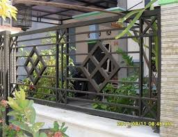 Mungkin anda bertanya, apakah penting rumah kita dipasangi sebuah pagar? 6 Lucky Clever Tips Industrial Loft Kitchen Industrial Windows Courtyards Industrial Shelving Playroom I House Gate Design Balcony Railing Design Fence Design