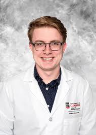 Abigail Hatch's Instagram, Twitter & Facebook