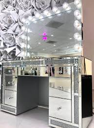 Mirrored Makeup Vanity Table Melanie Premium Mirrored Vanity Etsy In 2020 Glam Bedroom Decor Mirrored Vanity Table Mirrored Bedroom Furniture