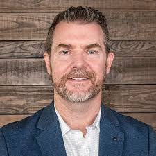 Dustin Witmer's Instagram, Twitter & Facebook