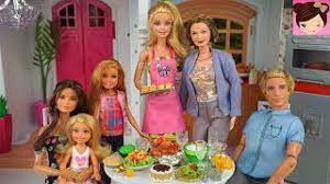 I'm digging midge's little aqua check jacket. Barbie Sisters Celebrate Thanksgiving Holiday Dinner Doll Supermarket And Barbie Pink Kitchen Youtube