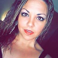 Carrie Brewster's Instagram, Twitter & Facebook