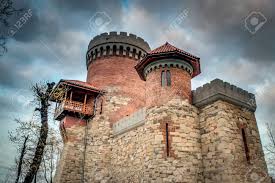 His cruel methods gave few outside of romania and bulgaria would have heard of their folk hero vlad tepes if it had not. Atmospharisches Bild Des Schlosses Von Vlad Tepes Genannt Vlad The Impaler In Carol Park Bukarest Rumanien An Einem Bewolkten Tag Das Denkmal Ist Nicht Ein Wichtiger Meilenstein Von Bukarest Jedoch Ist Eine