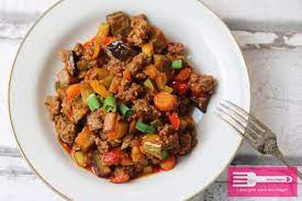 Das einfache rezept für schnelle hackpfanne mit hörnchennudeln & gemüse. Hackfleisch Gemuse Pfanne Low Carb Sandras Kochblog