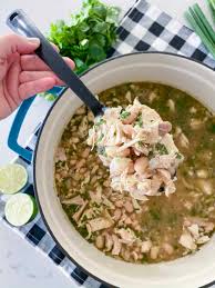 How to make crockpot white chicken chili. Best White Chicken Chili Picky Palate Easy White Chicken Chili