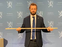 Helseminister i norge, nestleder i høyre. Bent Hoie Photos Facebook