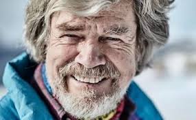 Die beiden gaben sich am freitag (28. Reinhold Messner A 77 Anni Sposa Diane Di 35 Anni Piu Giovane Eccola Una Foto Strepitosa Libero Quotidiano