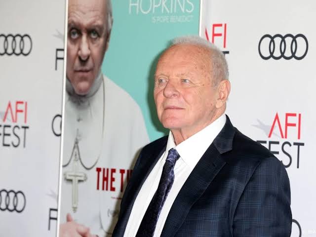 Acteur Anthony Hopkins viert 47 jaar zonder alcohol