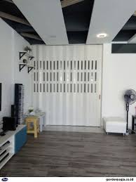 Menariknya kamu bahkan bisa membuat sendiri penyekat ruangan ini. 4 Ide Partisi Ruangan Minimalis Buat Rumah Makin Nyaman