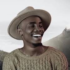 After the massive success of Her last single Oya, the sexy black ebony  singer Spicey is back again with another hot sauce featuring TGP  Entertainment act Terry G titled "OWO". "OWO" is