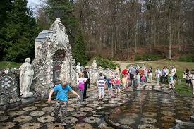 Sehenswürdigkeiten besuchen sie eines der vielen museen in arnheim. Museum Sehenwurdigkeit In Holland Niederlande Schloss Und Park Rosendael