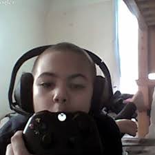 Glenny Ortiz's Instagram, Twitter & Facebook